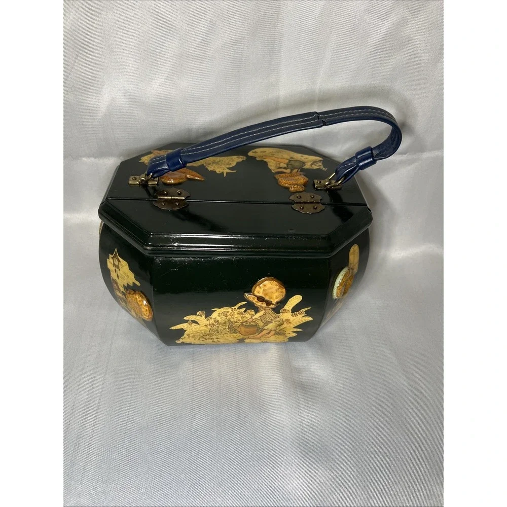 Vintage Holly Hobbie 3‎ D Decoupage Black Lacquer Wooden Handbag